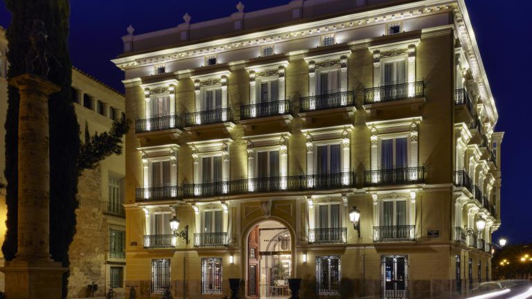 Lee más sobre el artículo Hotel PALACIO VALIER